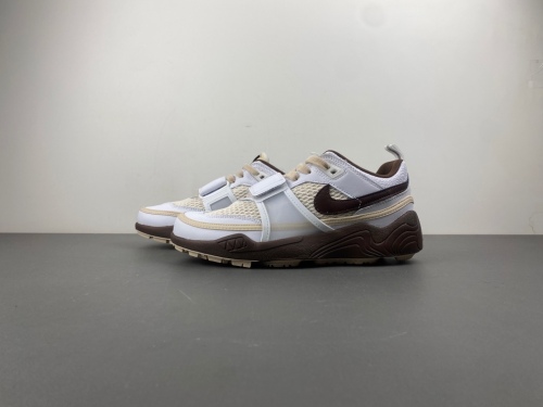 T*ravis S*cott x N*ike Z*oom Field Jaxx 'Light Chocolate'  HQ3073-100