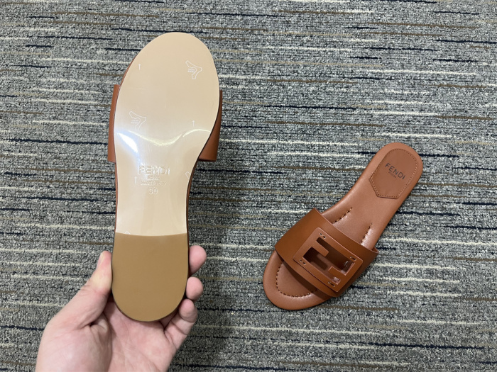Women F*endi Top Sandals