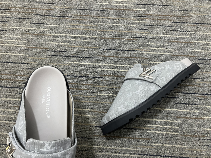 Men  L*ouis V*uitton Top Quality Sandals