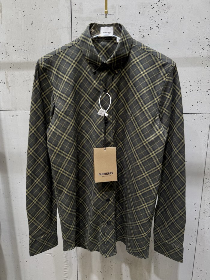 B*urberry Top Quality