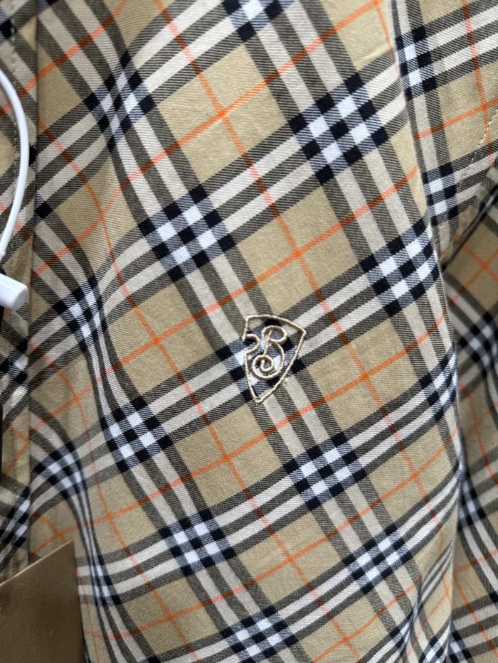 B*urberry Top Quality