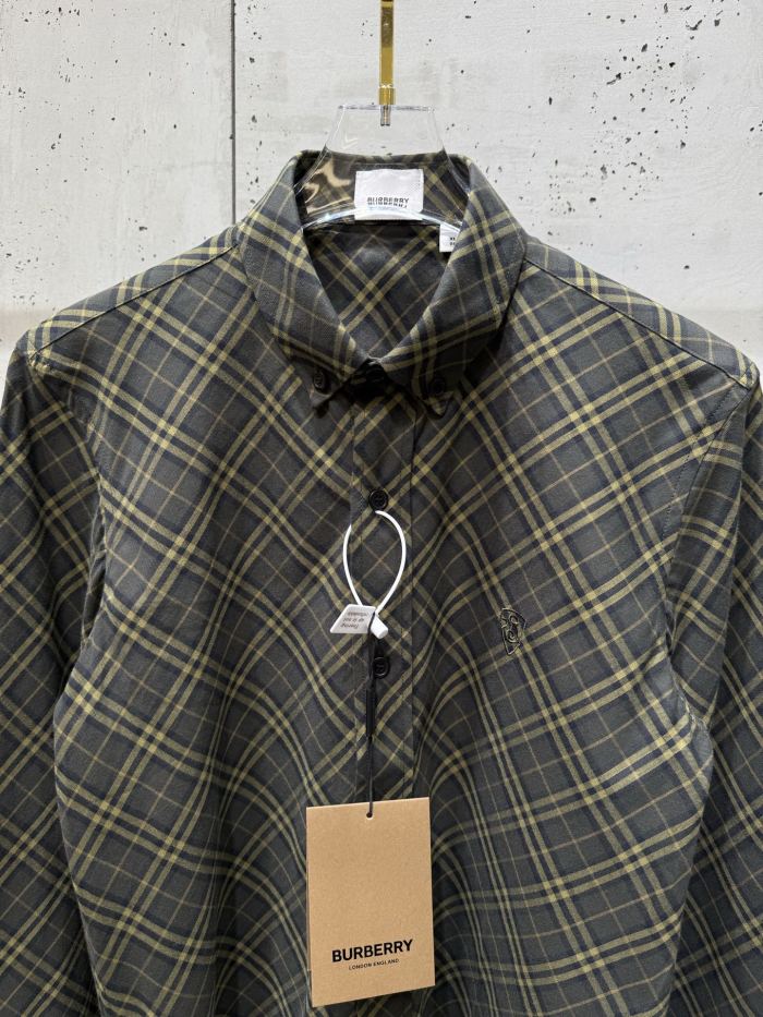 B*urberry Top Quality