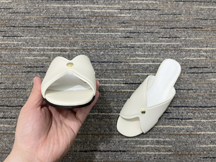 Women L*oro P*iana Top Slippers