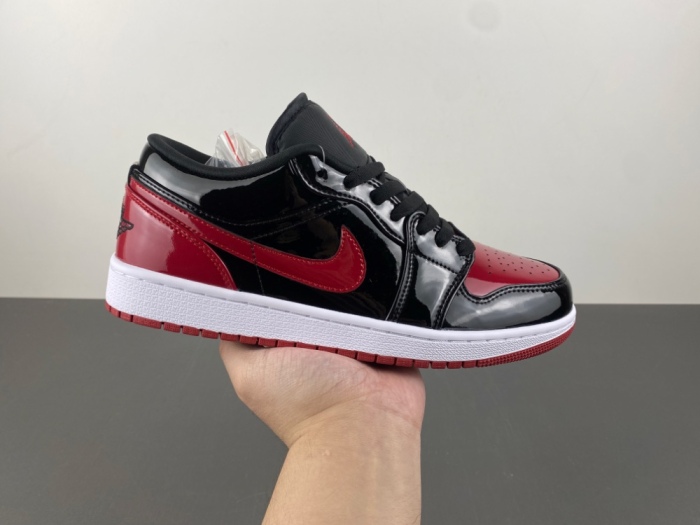 A*ir Jor*dan   1 Low  553558-063