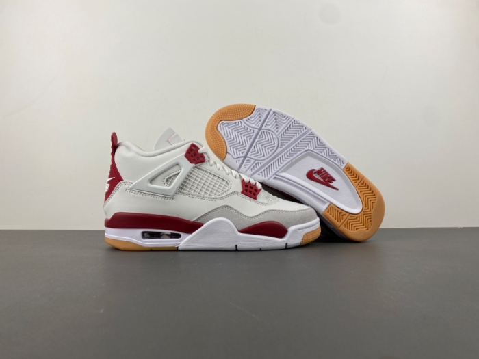 Women N*ike S*B x A*ir J*ordan 4 Retro SP 'Varsity Red' SB  DR5415-106