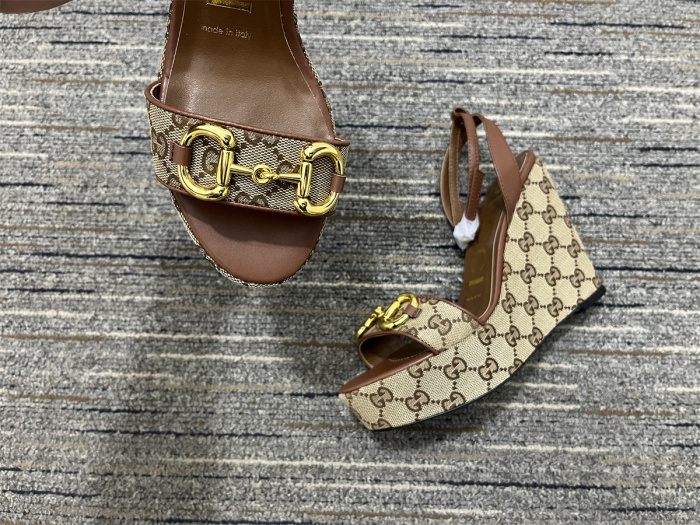 Women  G*ucci Top Sandals