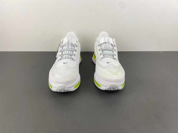 N*ike  Pegasus Premium  HQ2592-100