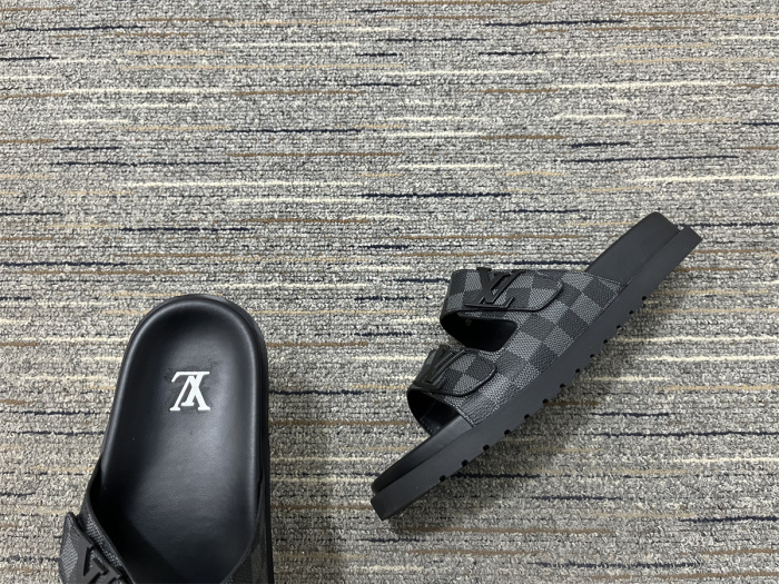 Men L*ouis V*uitton Top Quality Sandals