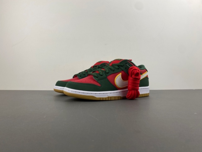 N*ike S*B D*unk  Low PRM “Seattle Supersonics” FZ1287-300