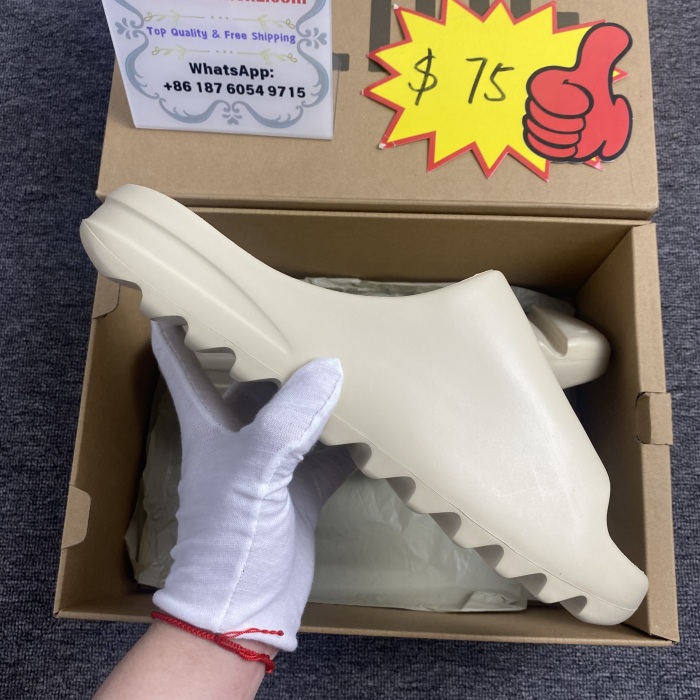 Yeezy Slide Bone FW6345