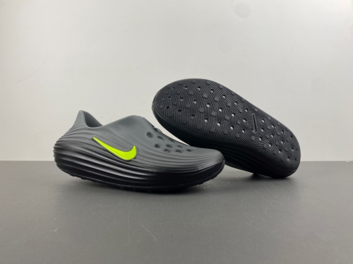 R*eact X R*ejuven8 'Black Cool Grey Volt  HV5060-003