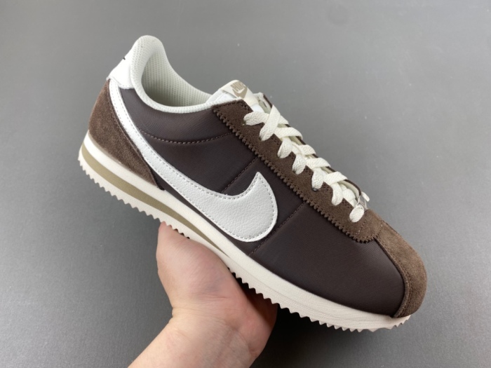 N*ike  C*ortez  WMNS “Baroque Brown” DZ2795-200