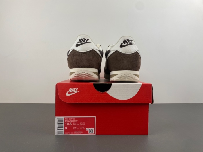 N*ike  C*ortez  WMNS “Baroque Brown” DZ2795-200