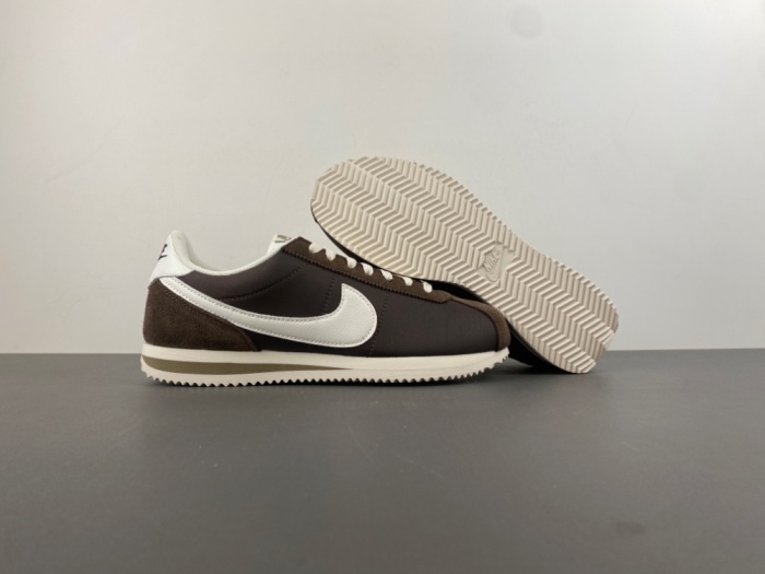 N*ike  C*ortez  WMNS “Baroque Brown” DZ2795-200
