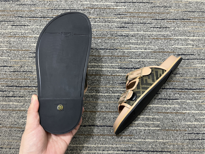 Men Women F*endi Top Sandals