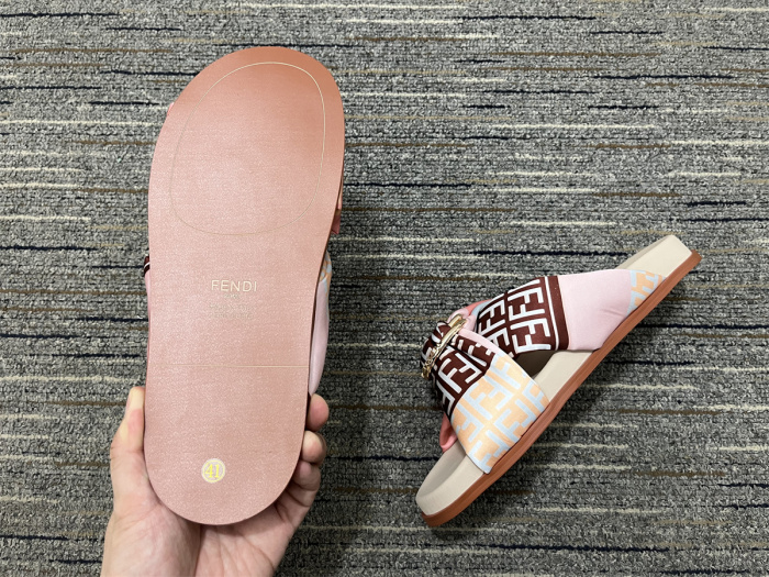 Women F*endi Top Sandals