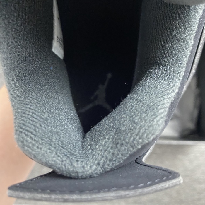 Air Jordan 4 “Black Cat” 2020  CU1110-010