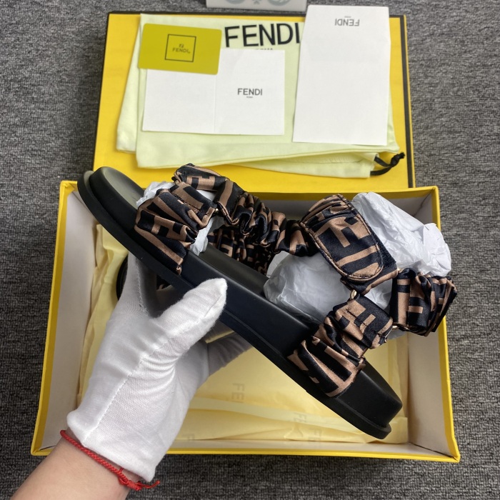 Women F*endi Top Sandals