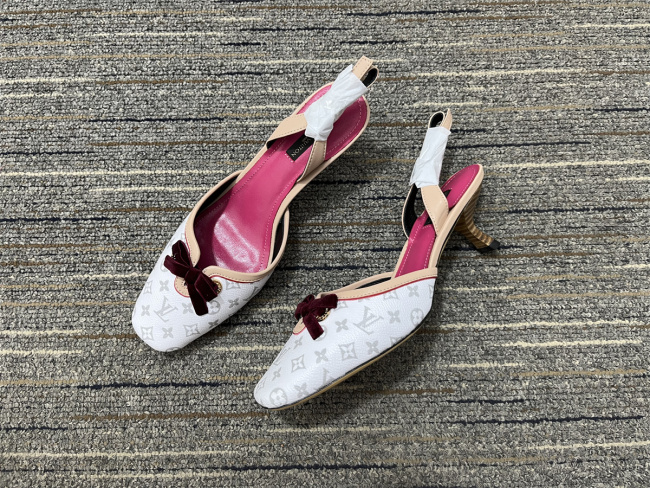 Women L*ouis V*uitton Top Quality Sandals