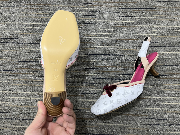 Women L*ouis V*uitton Top Quality Sandals
