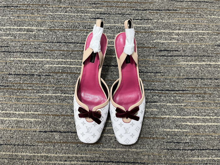 Women L*ouis V*uitton Top Quality Sandals