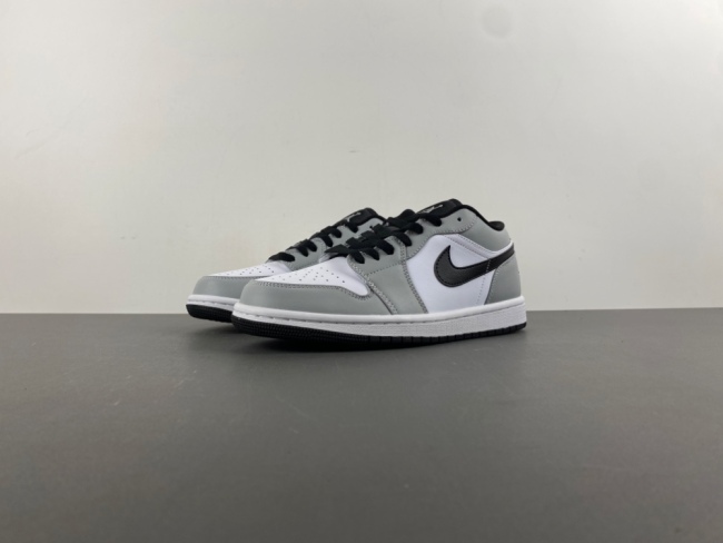 A*ir Jor*dan  1 Low  553558-030