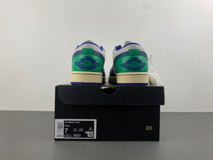 A*ir Jor*dan  1 Low  553558-147