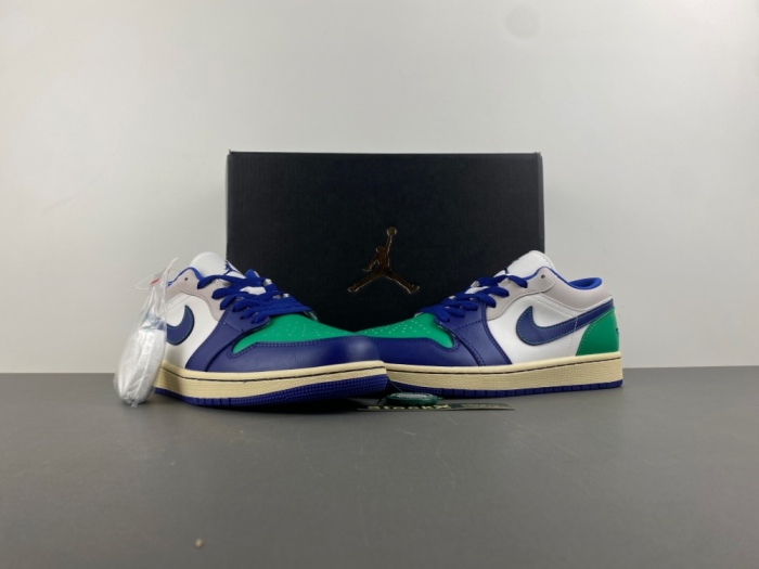 A*ir Jor*dan  1 Low  553558-147