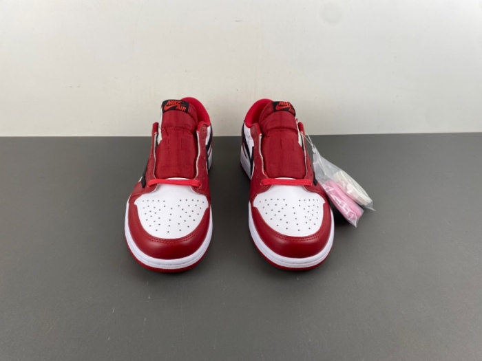 T*ravis S*cott x A*ir J*ordan 1 Low  DM7866-101