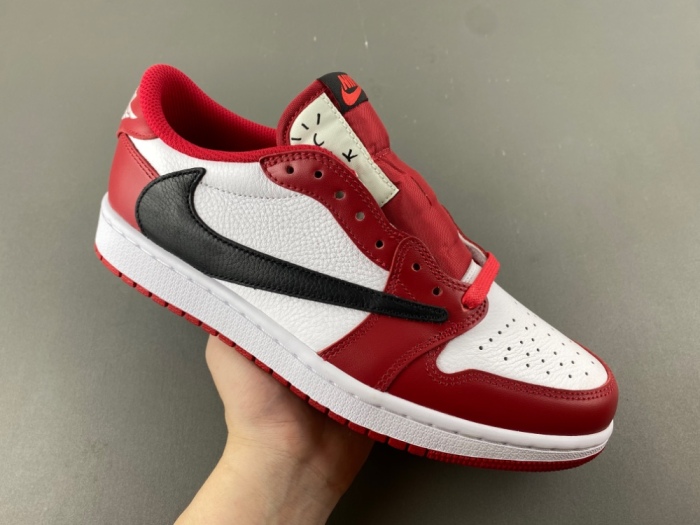 T*ravis S*cott x A*ir J*ordan 1 Low  DM7866-101