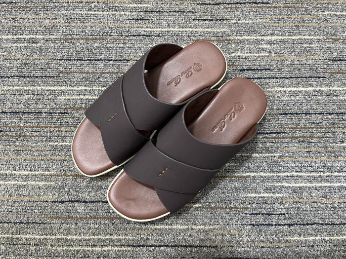 Women L*oro P*iana Top Slippers