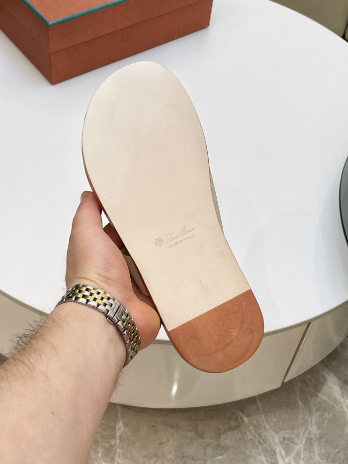 Men L*oro P*iana Top Slippers