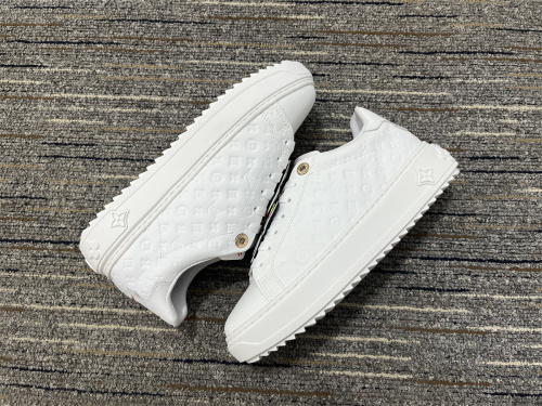 Women L*ouis V*uitton Top Quality sneakers