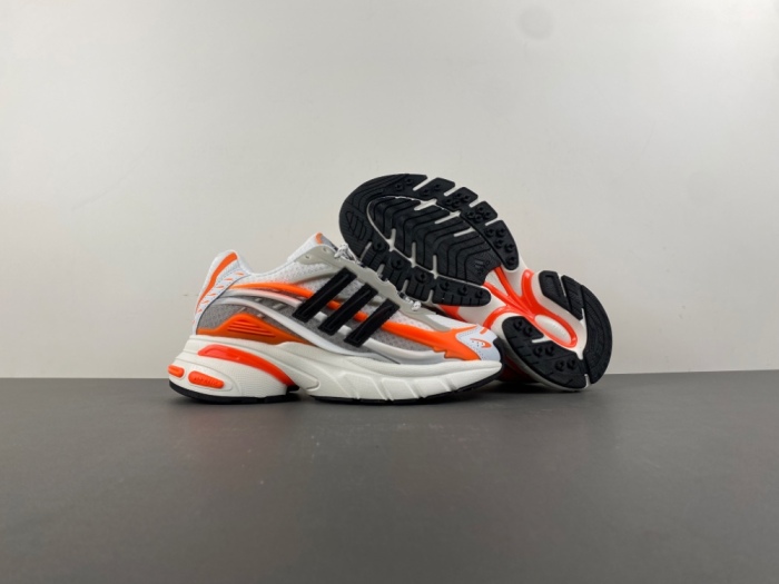 P*harrell x a*didas A*distar Jellyfish  JP9261