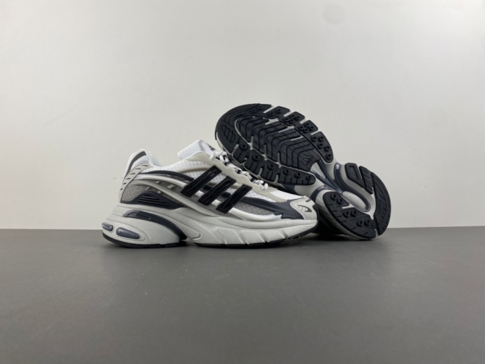 P*harrell x a*didas A*distar Jellyfish  JP9262