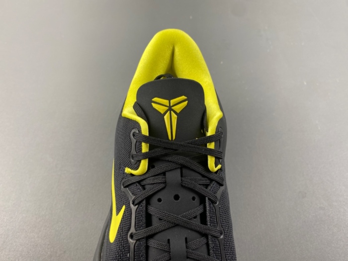 N*ike K*obe 8 Protro  HQ3138-800