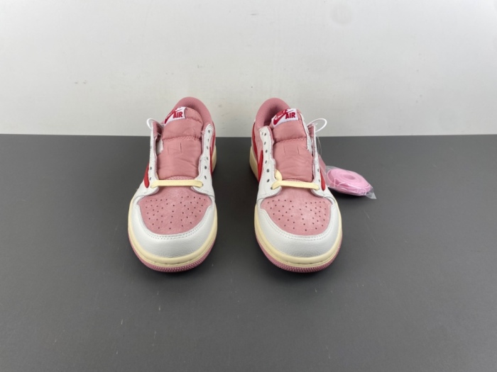 T*ravis S*cott x   A*ir J*ordan 1 Low  DM7866-100