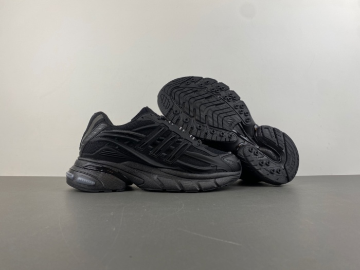 P*harrell x a*didas A*distar Jellyfish  JP9260