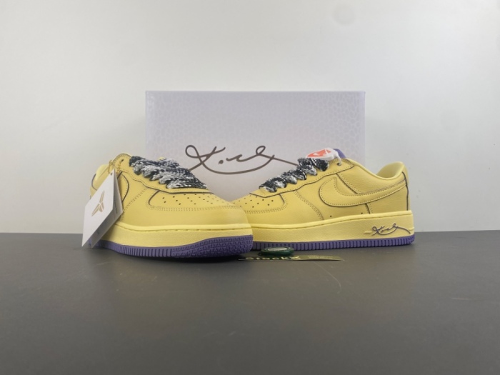 K*obe x N*ike A*ir F*orce 1 Low Protro  HV9408-700