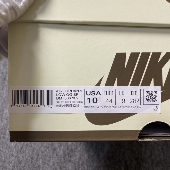 T*ravis S*cott x Air Jordan 1 Low OG DM7866-162