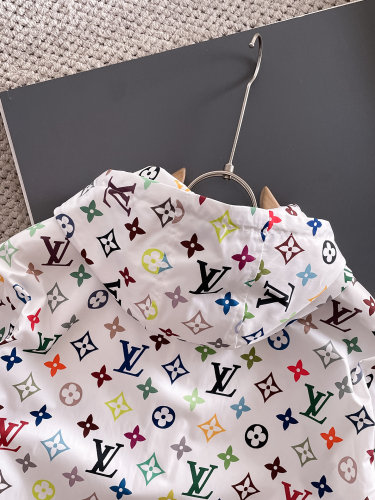 L*ouis V*uitton Top Quality