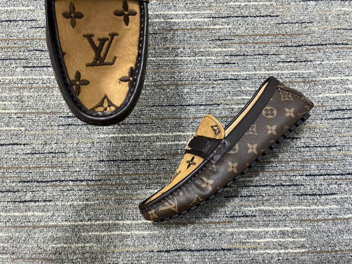 Men  L*ouis V*uitton Top Quality Sneakers
