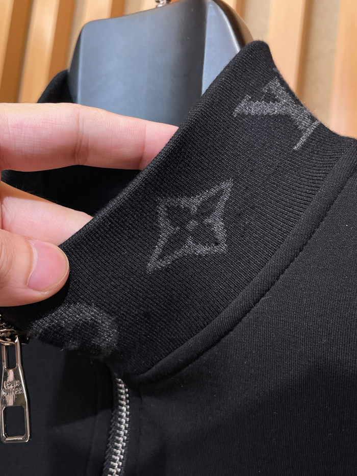L*ouis V*uitton Top Quality