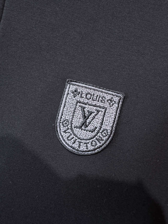 L*ouis V*uitton Top Quality