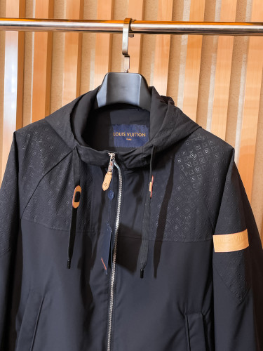 L*ouis V*uitton Top Quality