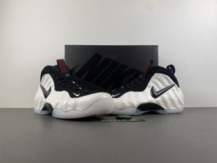 N*ike A*ir F*oamposite Pro 'Pearl'  HF0794-200
