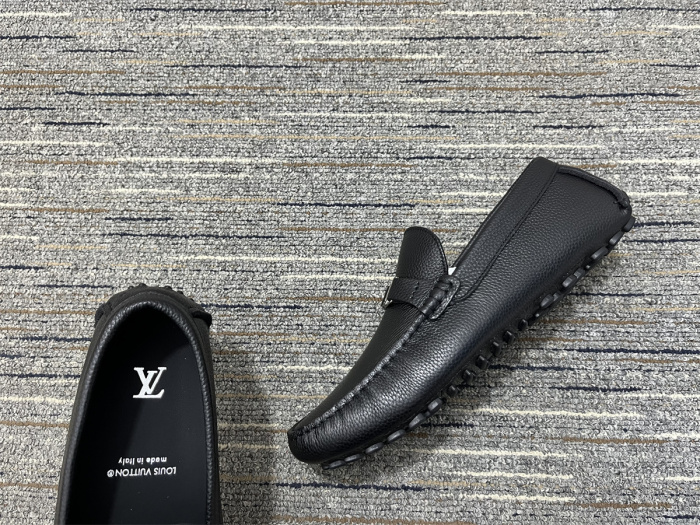 Men  L*ouis V*uitton Top Quality Sneakers
