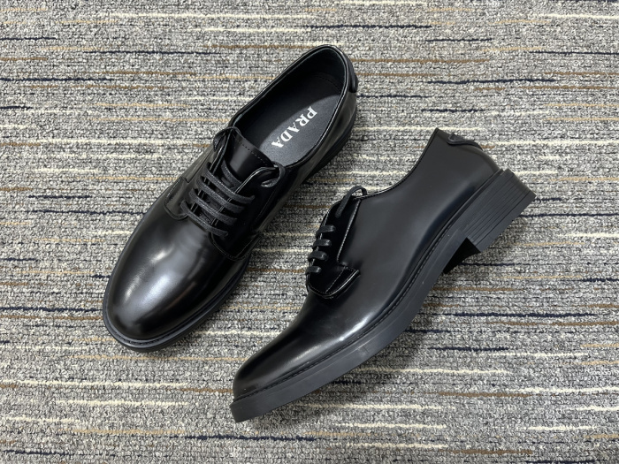 Men  P*rada Top Sneaker