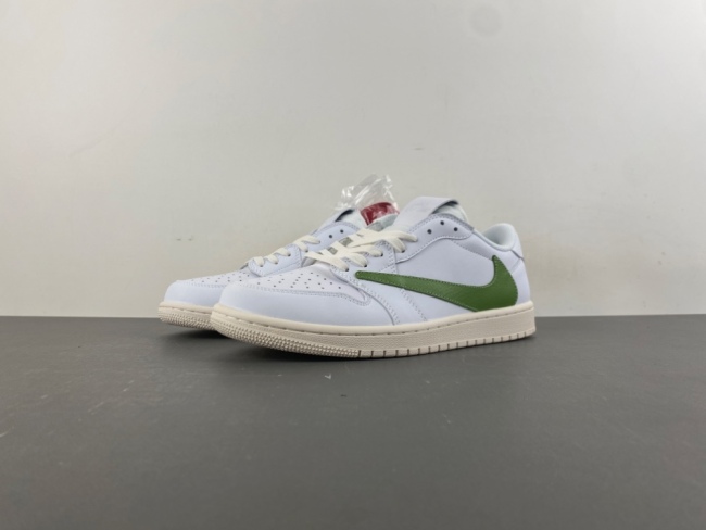T*ravis S*cott x A*ir J*ordan 1 Low  DM7866-956