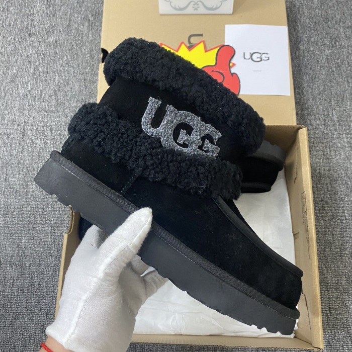 Women  U*GG Top Boots